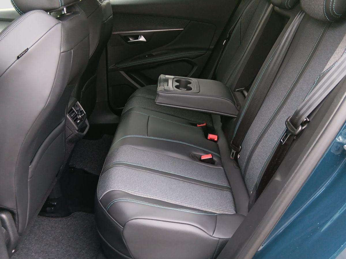Fahrzeugbild eines Peugeot 3008