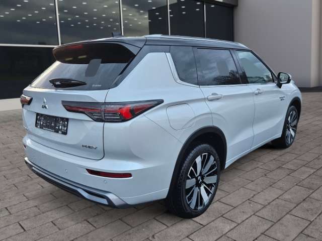 Fahrzeugbild eines Mitsubishi Outlander