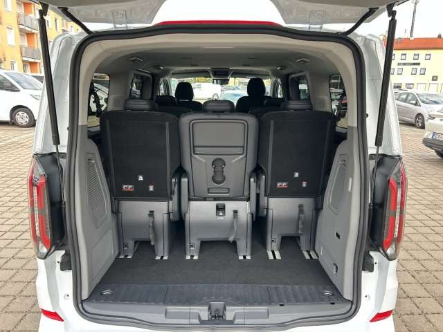 Fahrzeugbild eines Ford Tourneo Custom