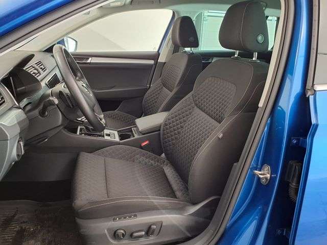 Fahrzeugbild eines Skoda Superb