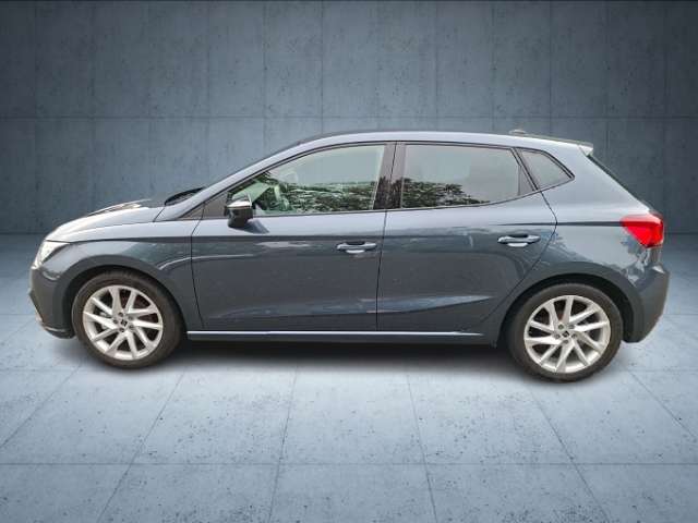 Fahrzeugbild eines SEAT Ibiza