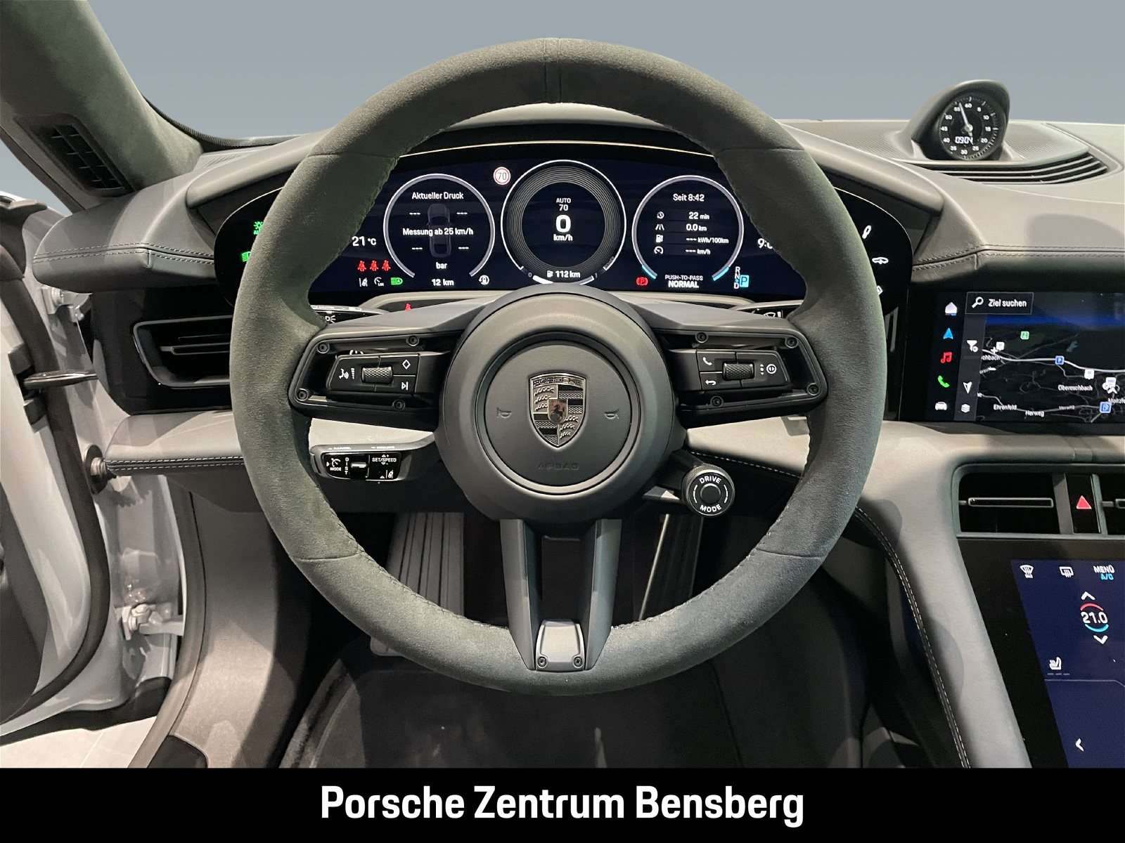 Fahrzeugbild eines Porsche Taycan