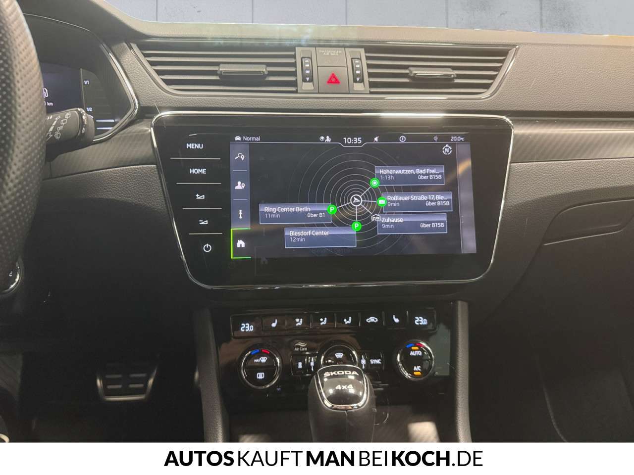 Fahrzeugbild eines Skoda Superb