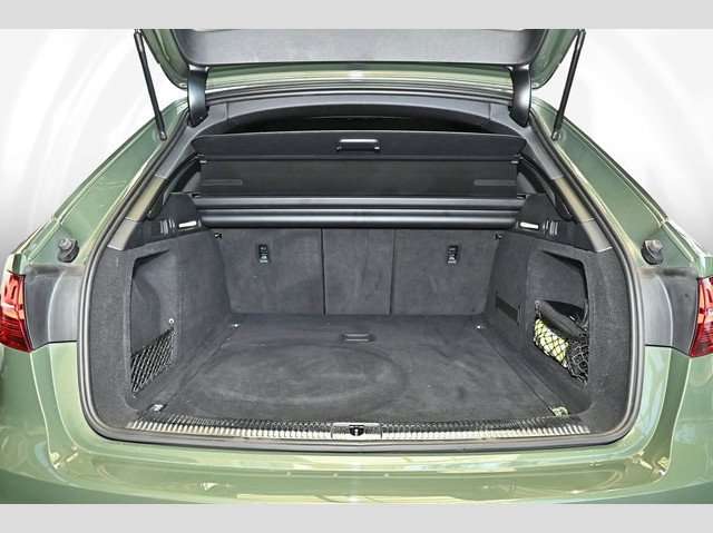 Fahrzeugbild eines Audi S4