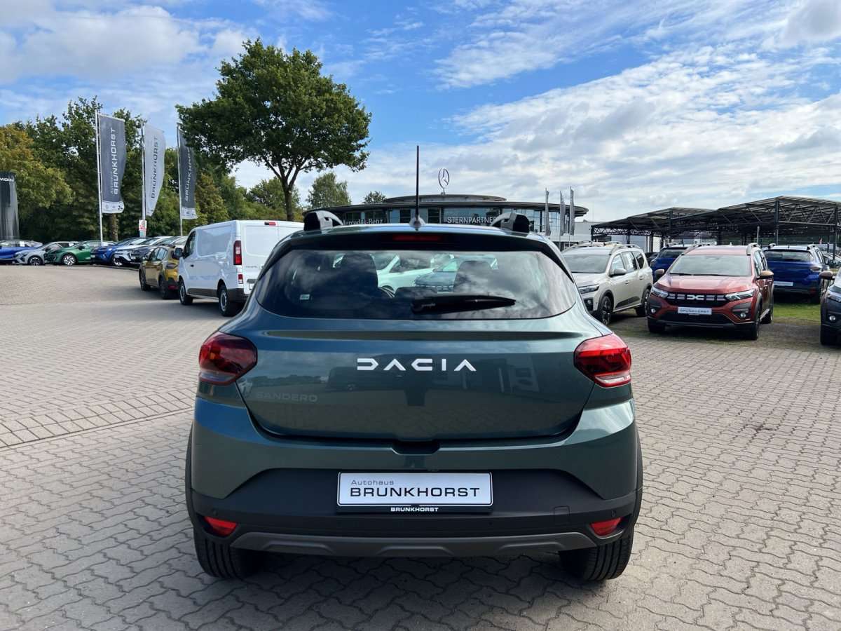 Fahrzeugbild eines Dacia Sandero