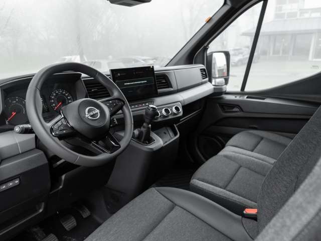 Fahrzeugbild eines Nissan Interstar