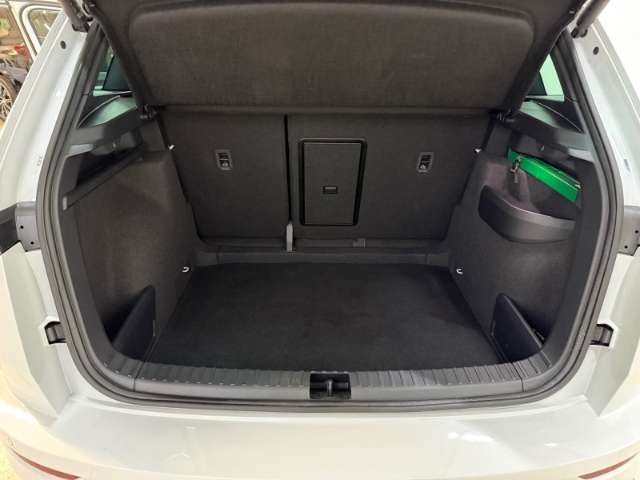 Fahrzeugbild eines Skoda Karoq