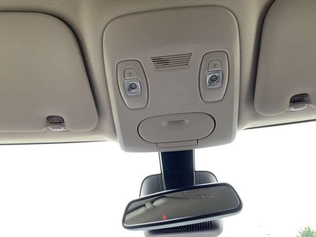 Fahrzeugbild eines Renault Grand Scénic