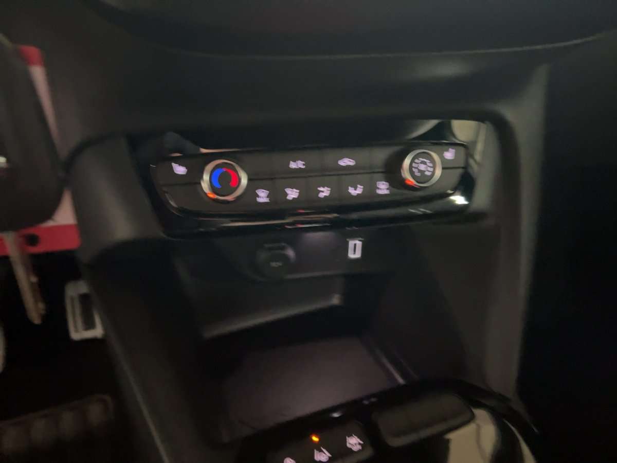 Fahrzeugbild eines Opel Corsa