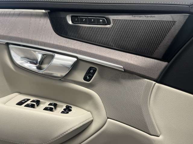 Fahrzeugbild eines Volvo XC90