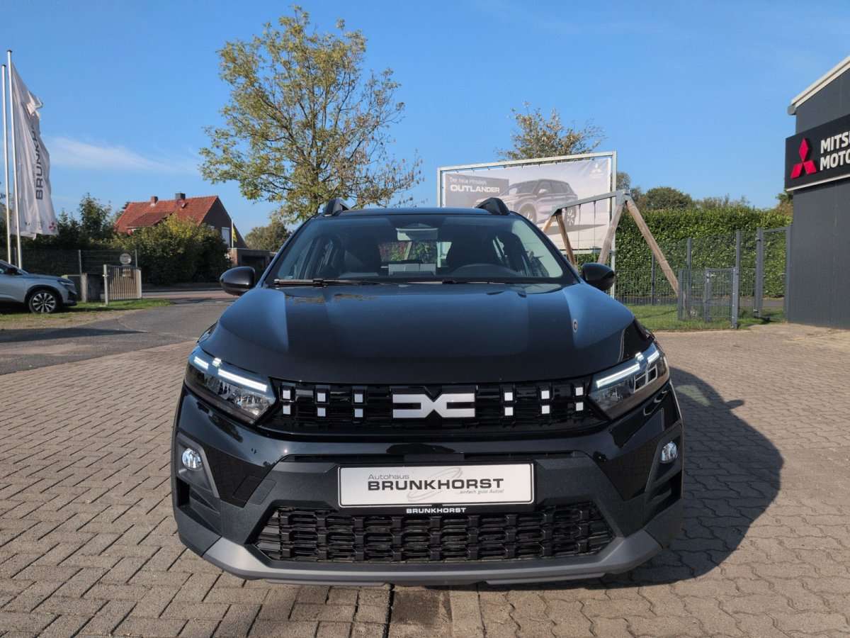 Fahrzeugbild eines Dacia Sandero