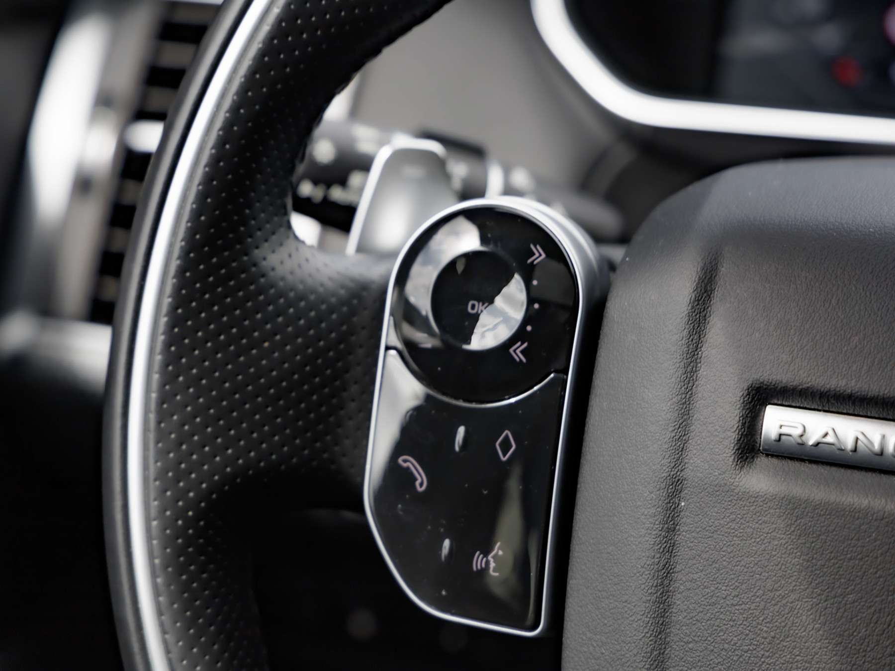 Fahrzeugbild eines Land Rover Range Rover Sport