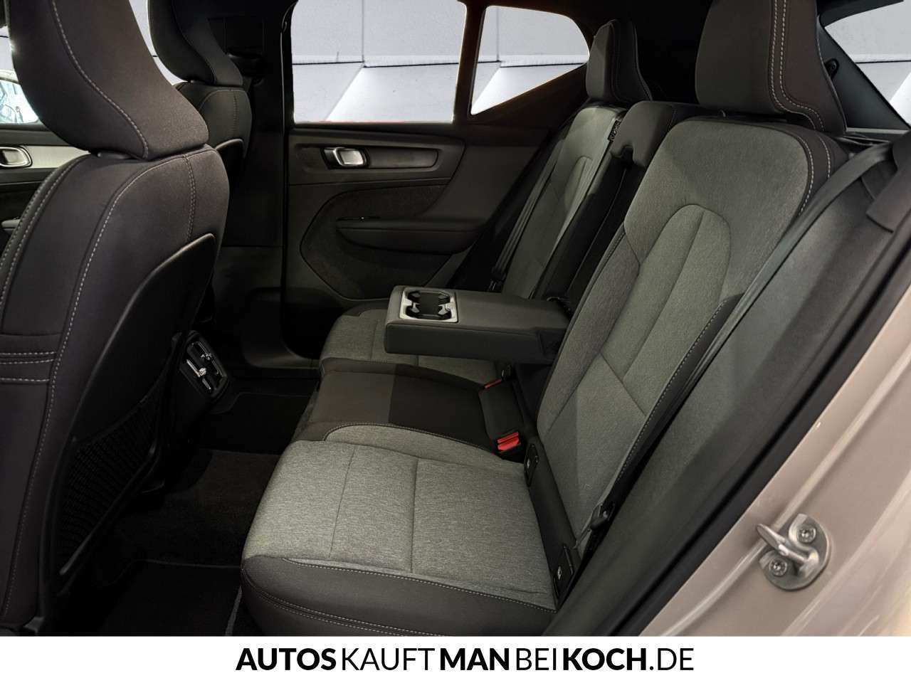 Fahrzeugbild eines Volvo XC40