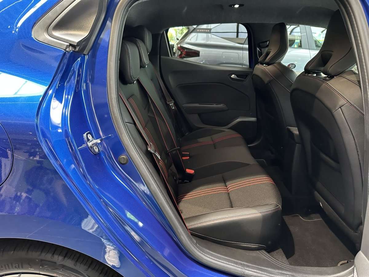 Fahrzeugbild eines Renault Clio