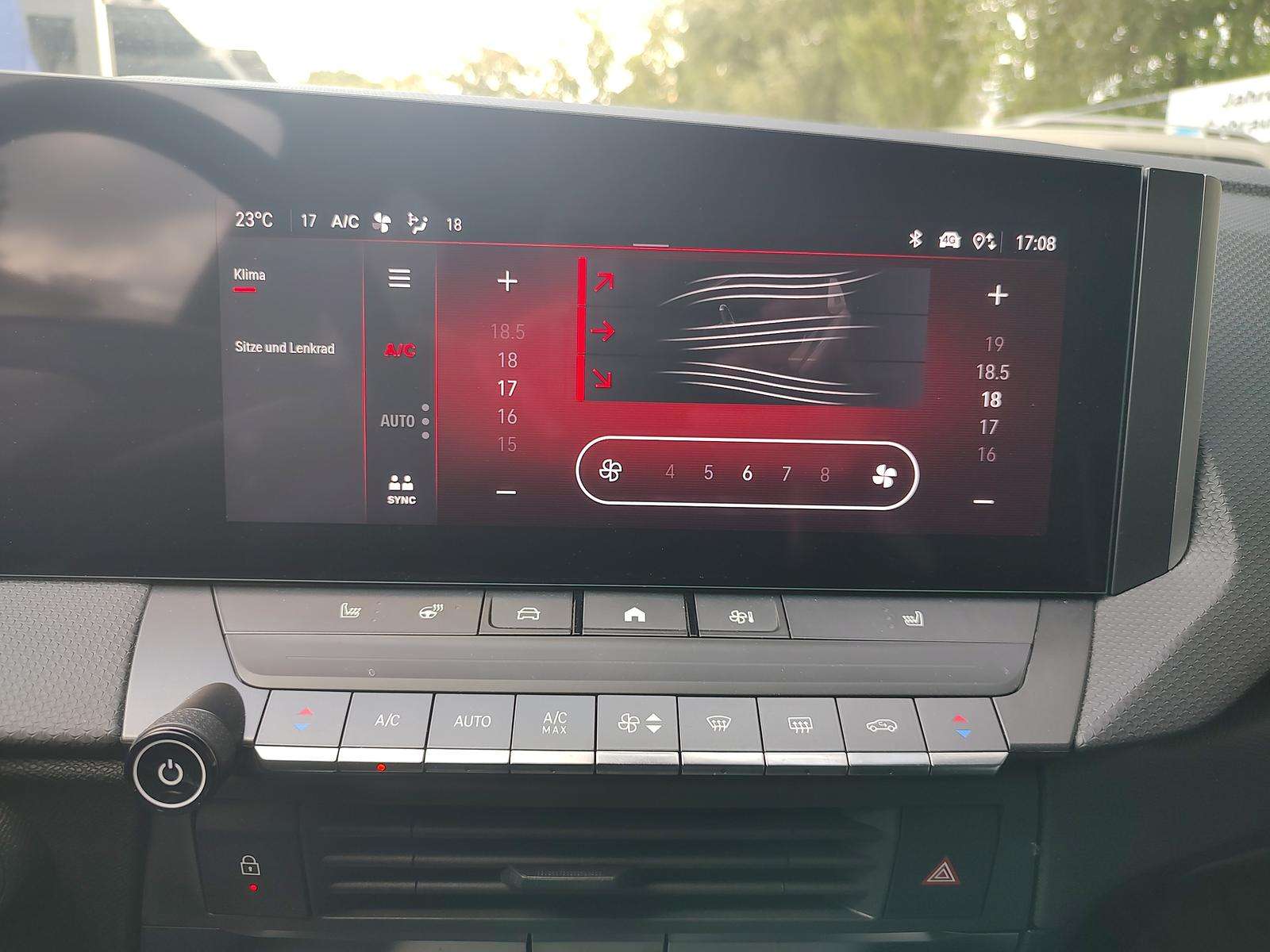 Fahrzeugbild eines Opel Astra