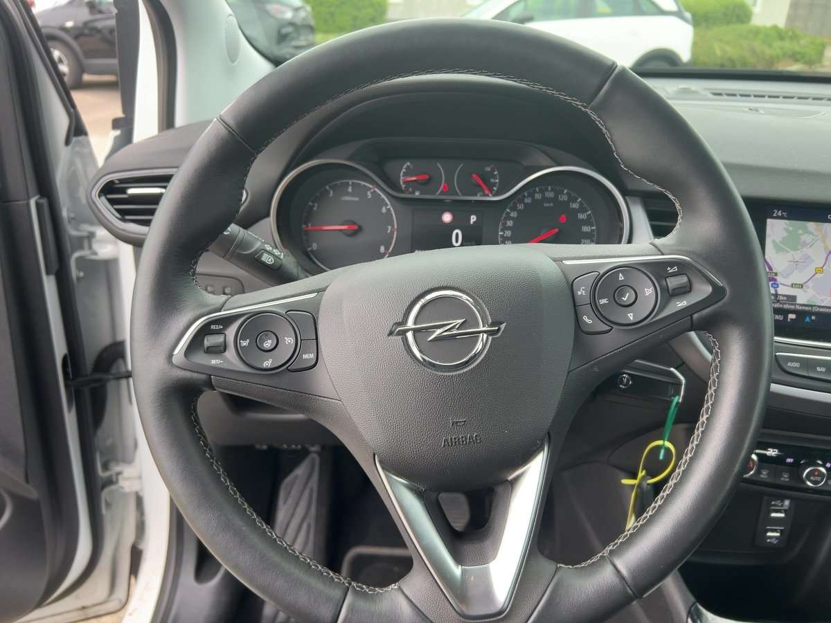 Fahrzeugbild eines Opel Crossland X