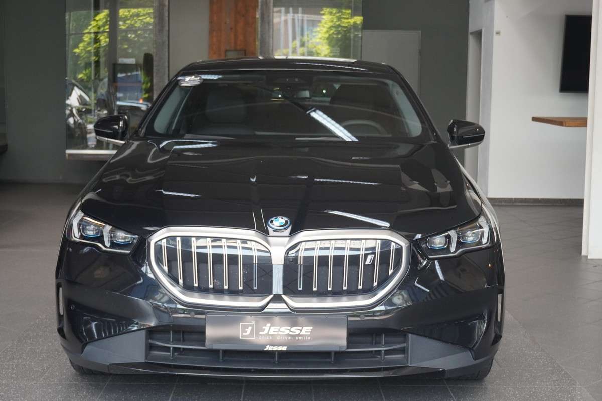 Fahrzeugbild eines BMW i5