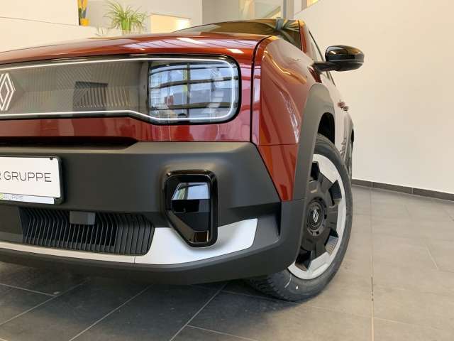 Fahrzeugbild eines Renault 4 E-TECH