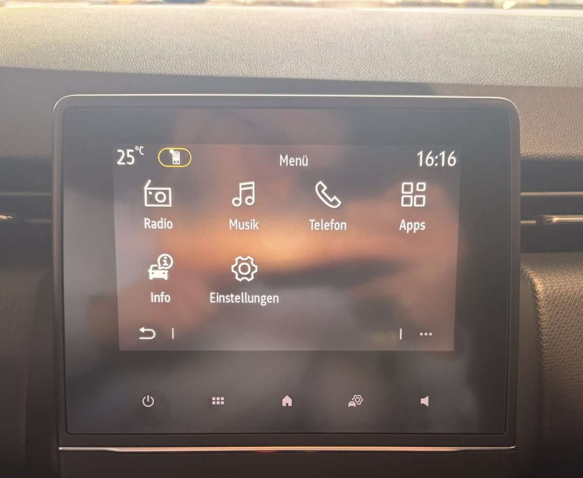 Fahrzeugbild eines Renault Clio
