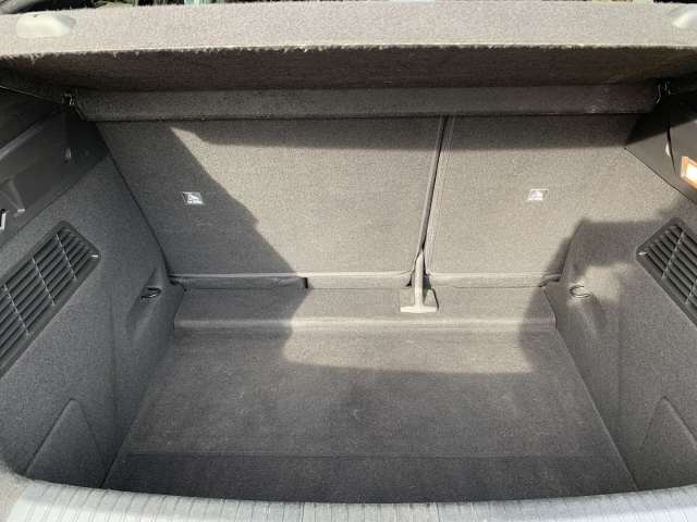 Fahrzeugbild eines Renault Megane E-TECH