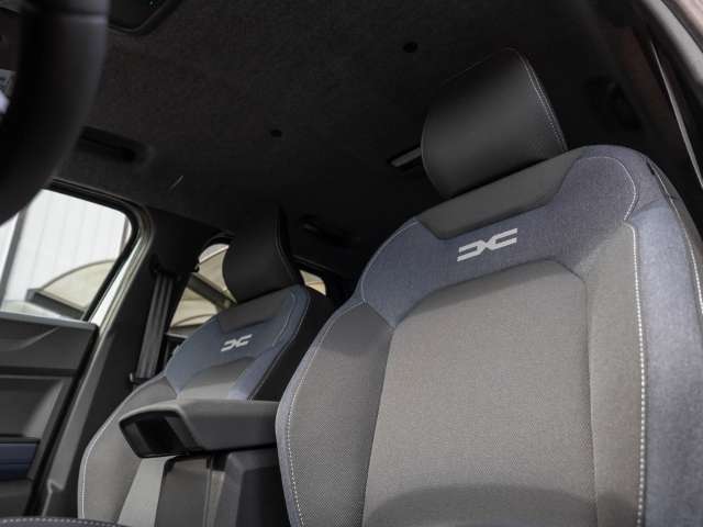 Fahrzeugbild eines Dacia Duster