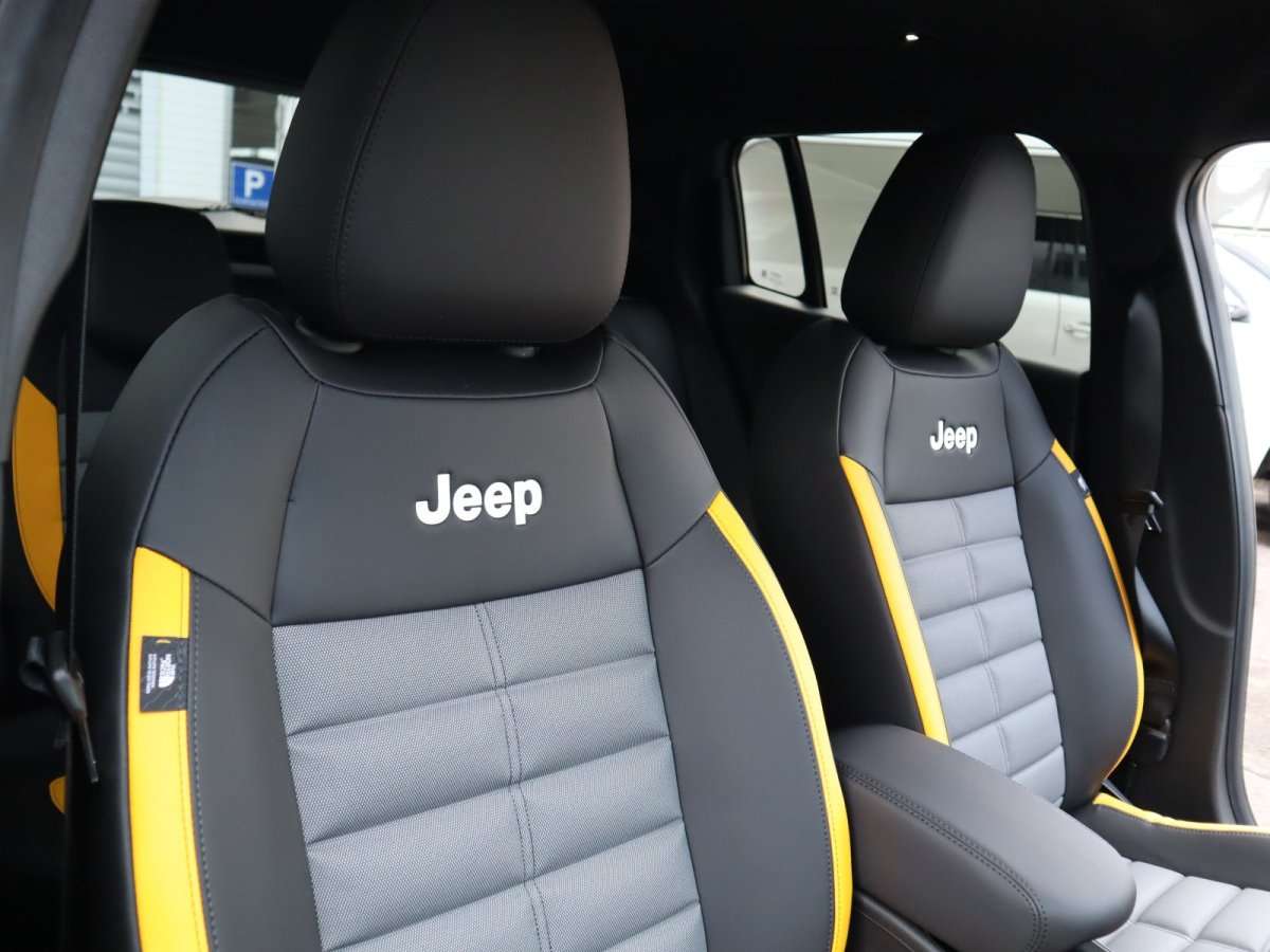 Fahrzeugbild eines Jeep Avenger