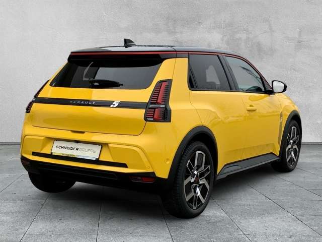 Fahrzeugbild eines Renault 5 E-TECH