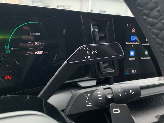 Fahrzeugbild eines Renault Megane E-TECH