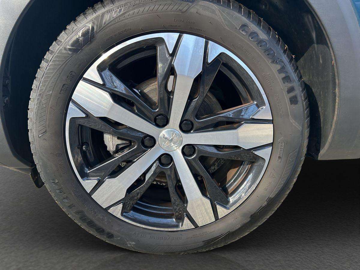 Fahrzeugbild eines Peugeot 3008