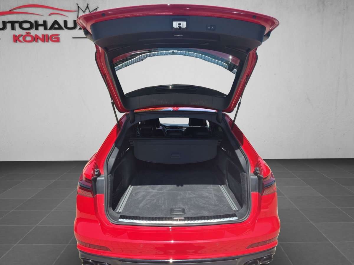 Fahrzeugbild eines Audi S6