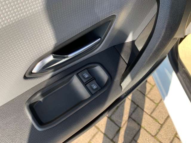 Fahrzeugbild eines Renault Express