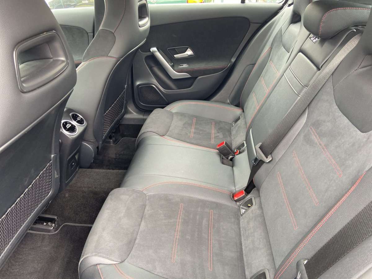 Fahrzeugbild eines Mercedes-Benz A-Klasse