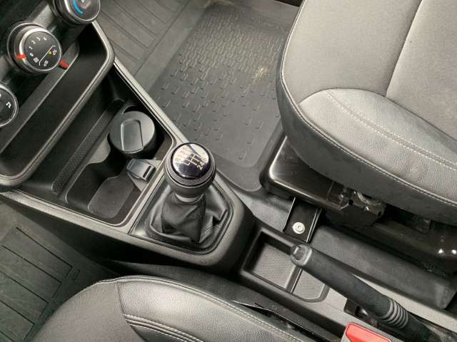 Fahrzeugbild eines Renault Express