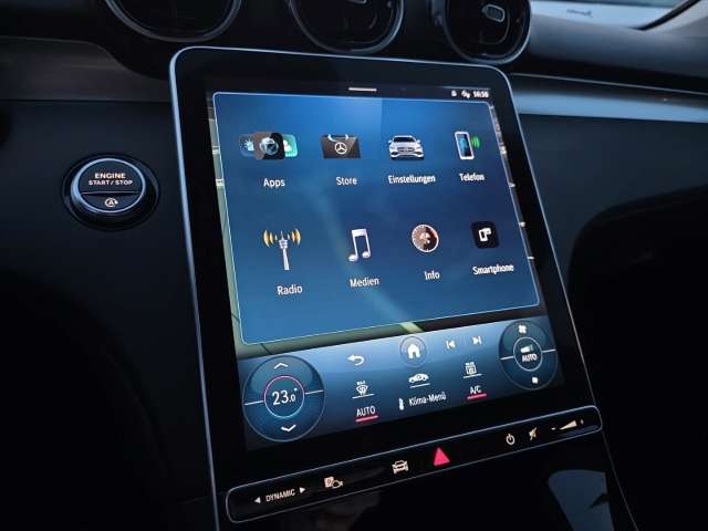 Fahrzeugbild eines Mercedes-Benz C-Klasse