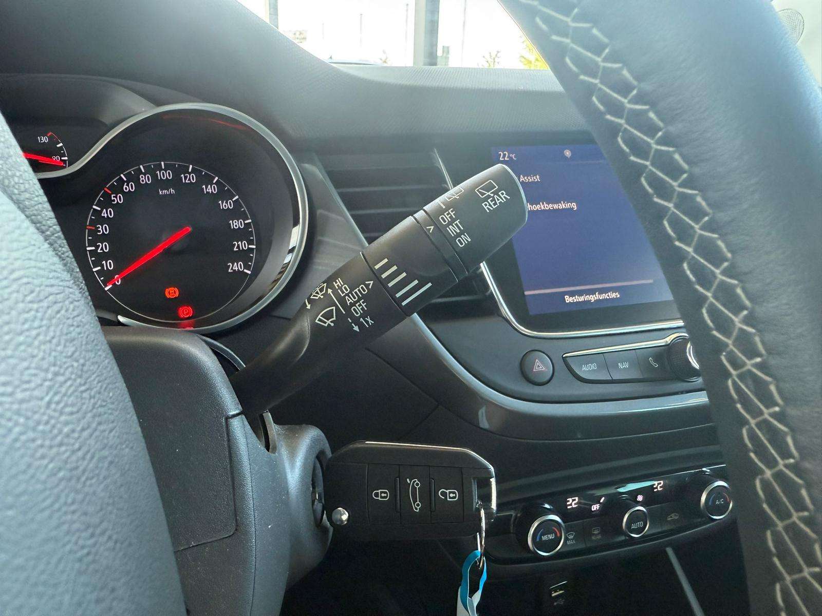 Fahrzeugbild eines Opel Crossland X