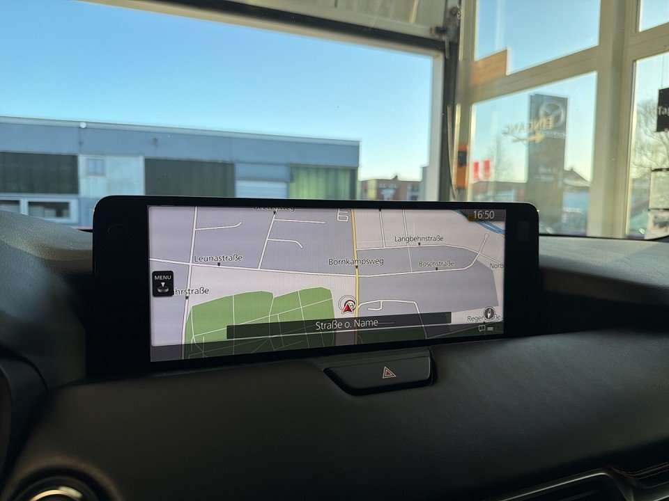 Fahrzeugbild eines Mazda CX-60