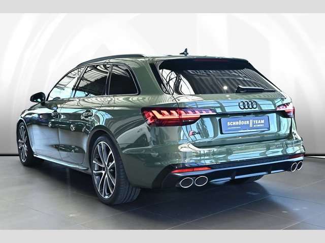 Fahrzeugbild eines Audi S4