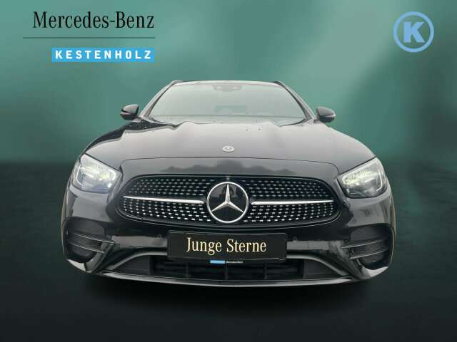 Fahrzeugbild eines Mercedes-Benz E-Klasse