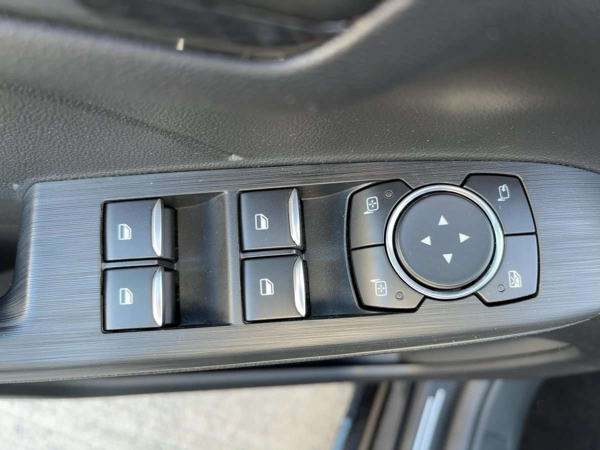 Fahrzeugbild eines Ford Kuga