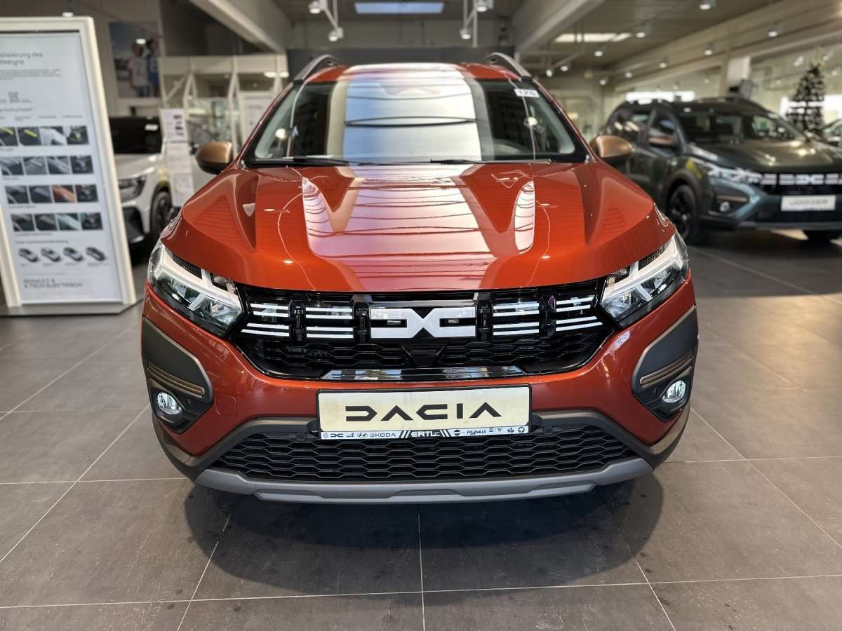 Fahrzeugbild eines Dacia Jogger