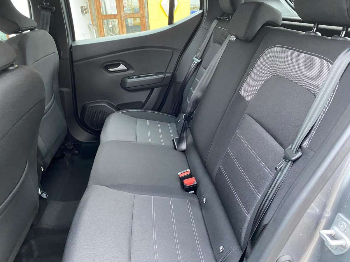 Fahrzeugbild eines Dacia Sandero