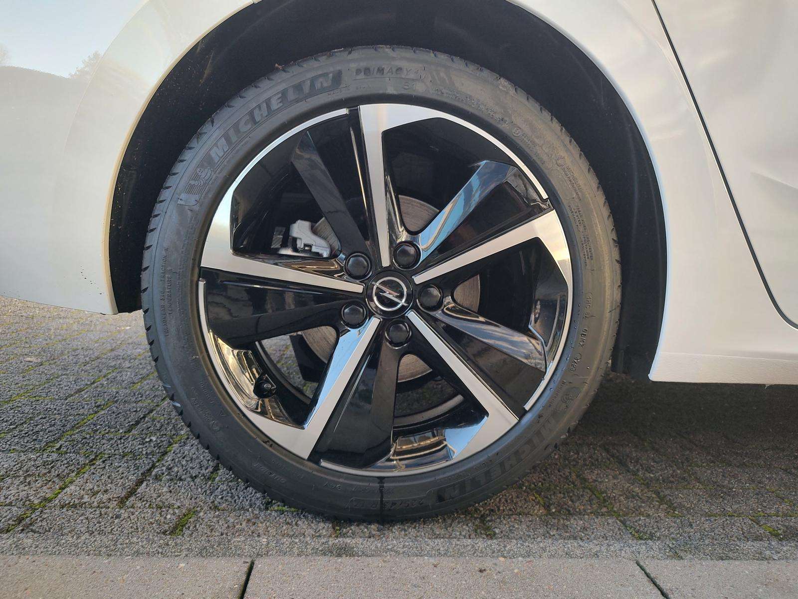 Fahrzeugbild eines Opel Astra