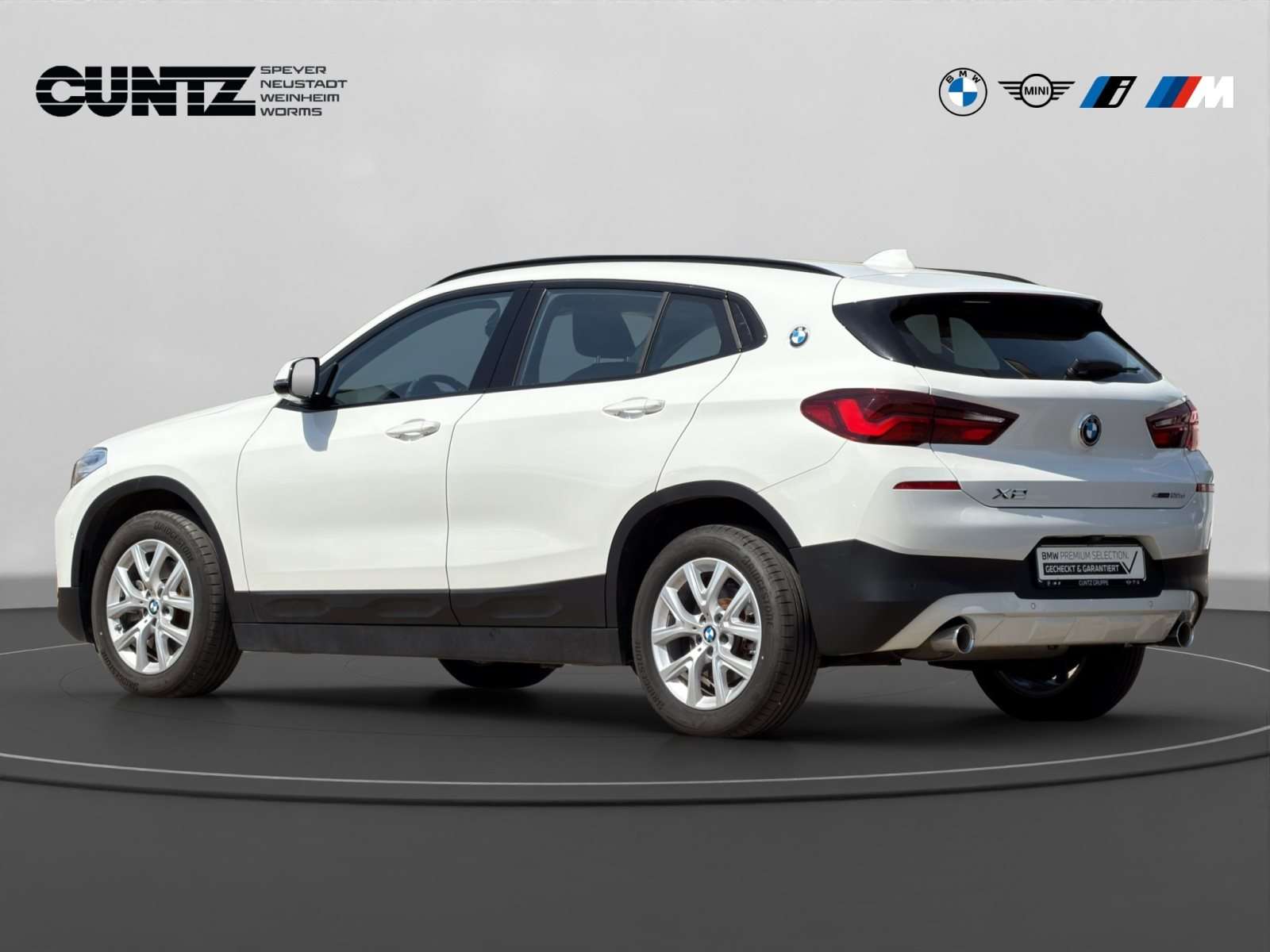 Fahrzeugbild eines BMW X2