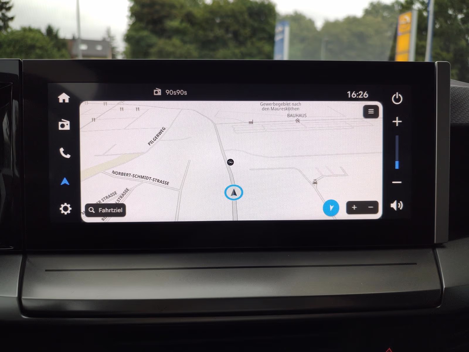 Fahrzeugbild eines Opel Frontera