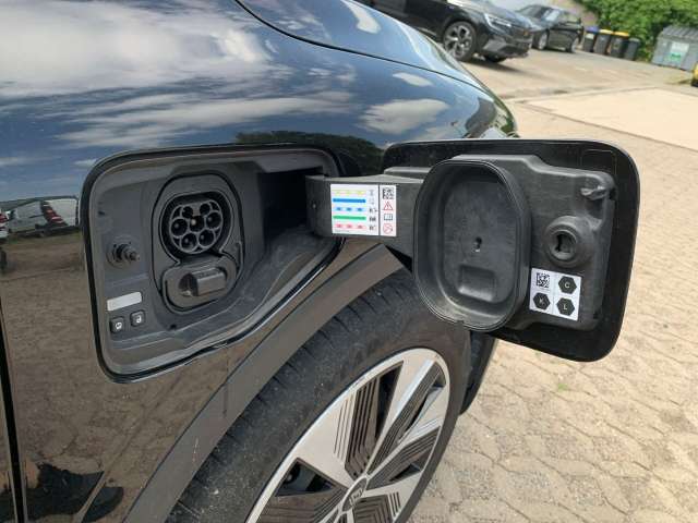 Fahrzeugbild eines Renault Megane E-TECH