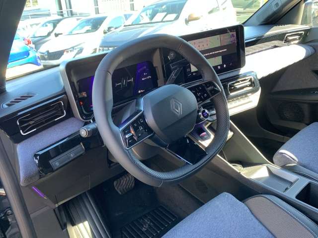 Fahrzeugbild eines Renault 5 E-TECH