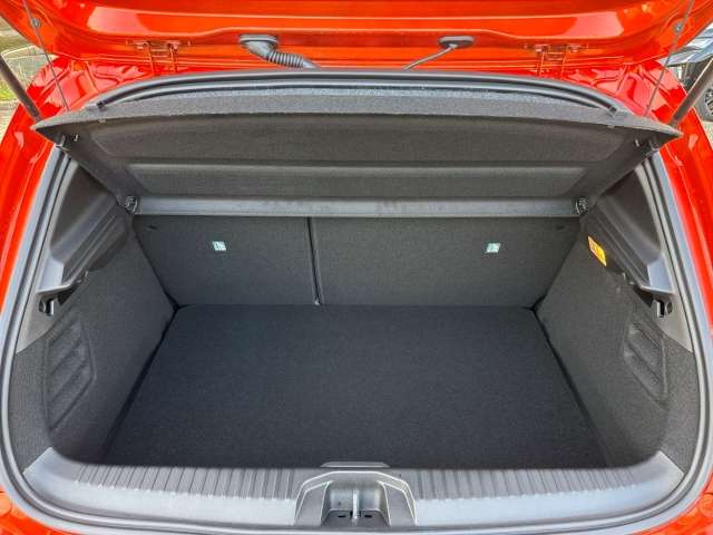 Fahrzeugbild eines Renault Clio