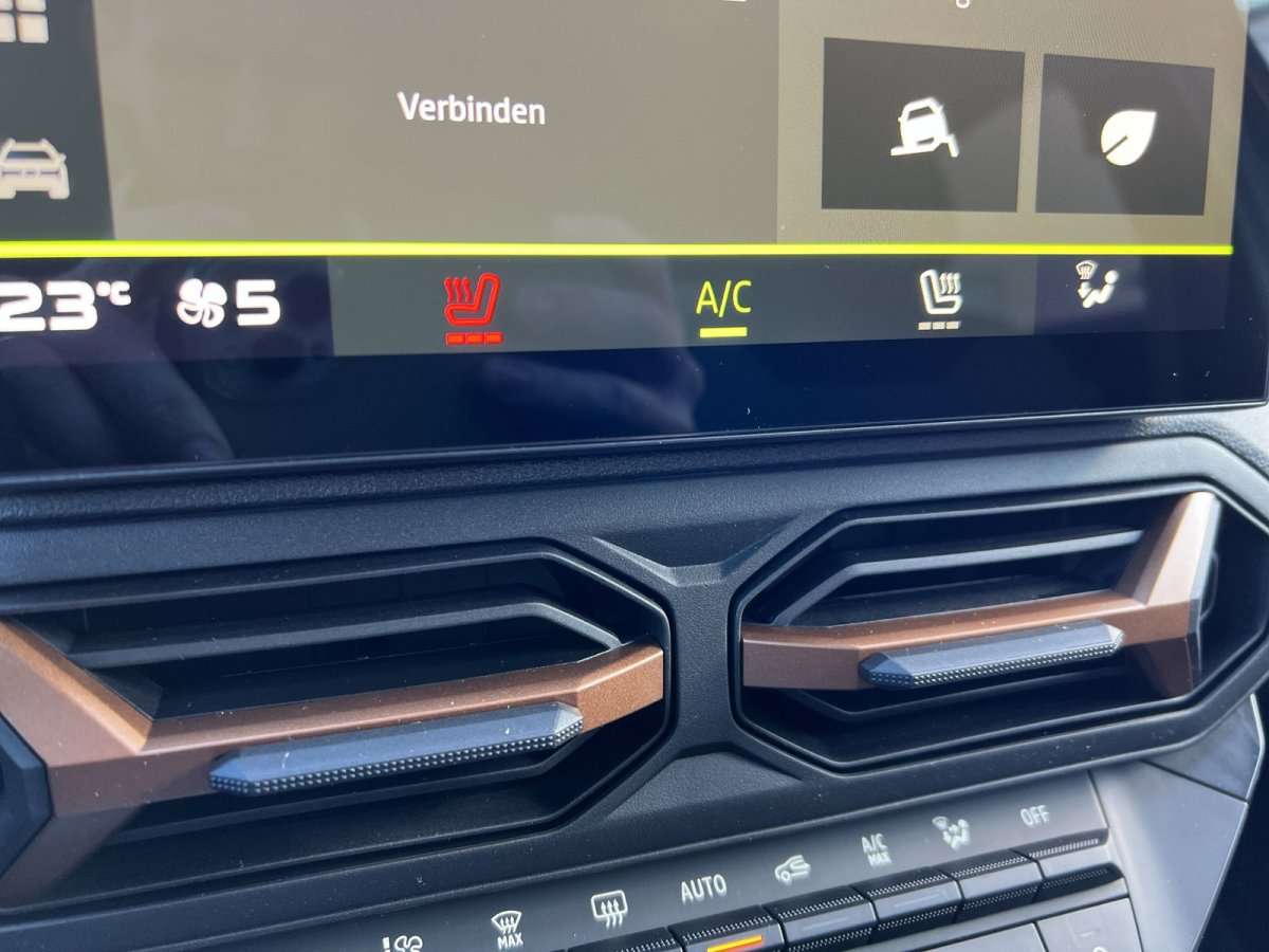 Fahrzeugbild eines Dacia Duster