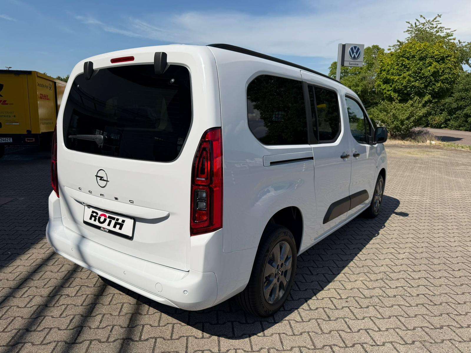 Fahrzeugbild eines Opel Combo Life