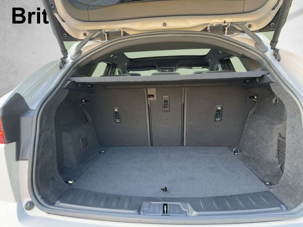 Fahrzeugbild eines Jaguar E-PACE